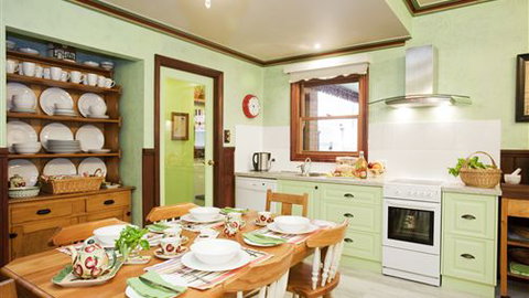 Barwood House Beechworth - Hervey Bay Accommodation 0