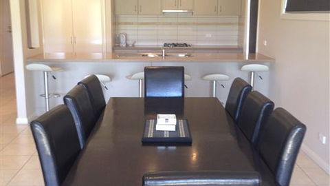 Anchorage By The Lake - Tourism Hervey Bay 0