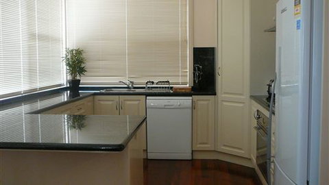 River View Holidays - Tourism Hervey Bay 0
