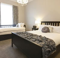 Executive Townhouse on MacArthur - Hervey Bay Accommodation