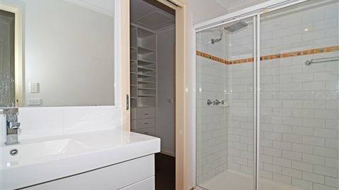 Barrakee Beach House - Anglesea - Hervey Bay Accommodation 5