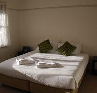 Ballarat Cottage On Park - Hervey Bay Accommodation