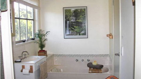 Wattletree Cottage - Hervey Bay Accommodation 2