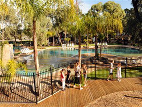 BIG4 Renmark Riverfront Holiday Park - Hervey Bay Accommodation 3