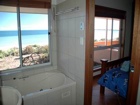 Ceduna Shelly Beach Caravan Park And Beachfront Villas - Tourism Hervey Bay 0