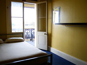 Glenelg Beach Hostel - Hervey Bay Accommodation 0