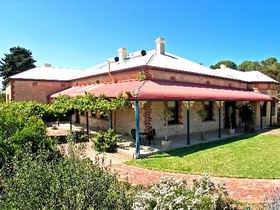 Karinga Park Homestead - Hervey Bay Accommodation 0