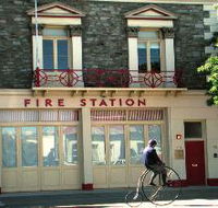 The Fire Station Inn - Fire Engine Suite - Hervey Bay Accommodation