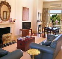 The Fire Station Inn - Residency Penthouse - Hervey Bay Accommodation