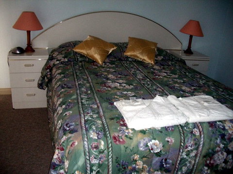 Ashwood Park Bed & Breakfast - Hervey Bay Accommodation 2