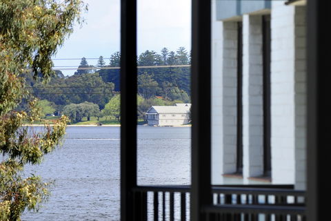 Assured Waterside Apartments - Hervey Bay Accommodation 1