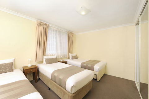 Assured Waterside Apartments - Hervey Bay Accommodation 9