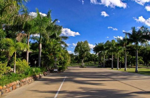 Aussie Outback Oasis Cabin & Van Village - Tourism Hervey Bay 2