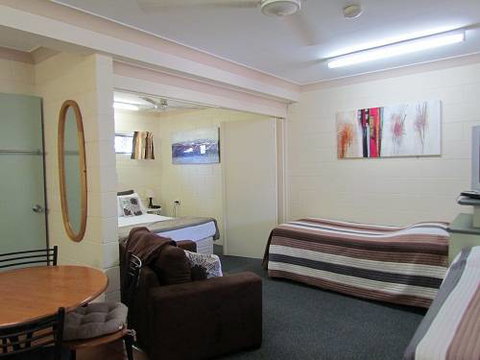 Ayr Max Motel - Hervey Bay Accommodation 1