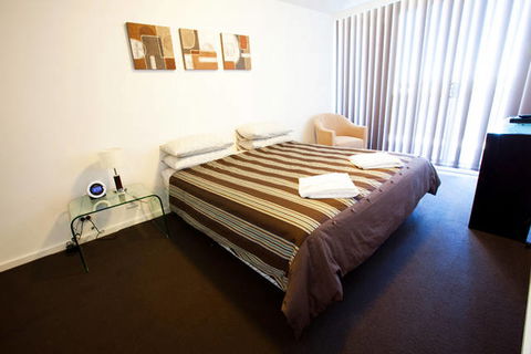 B7 Honeysuckle Apartments - Hervey Bay Accommodation 3