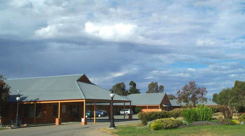 Bishop's Lodge Motor Inn - Hervey Bay Accommodation 0