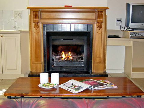 Bright Avenue Motor Inn - Hervey Bay Accommodation 0