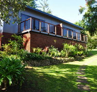 Broad Leaf Villas - Hervey Bay Accommodation