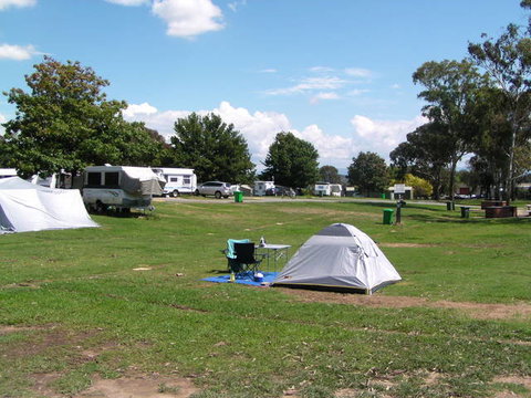 Canberra Carotel Motel & Caravan Park - Hervey Bay Accommodation 2