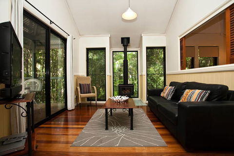 Cedar Creek Lodges At Thunderbird Park™ - Hervey Bay Accommodation 0