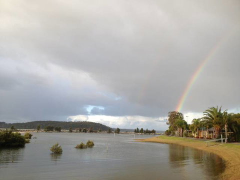 Coachhouse Marina Resort - Hervey Bay Accommodation 2