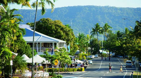 Macrossan House Boutique Holiday Apartments - Tourism Hervey Bay 3