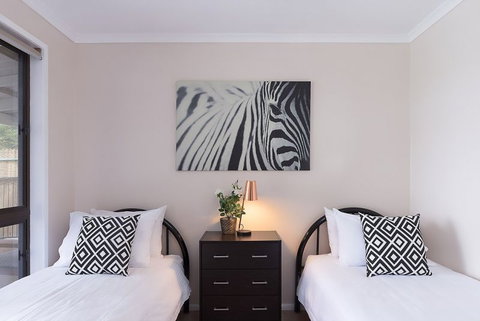 Jacaranda Cottages - Hervey Bay Accommodation 13