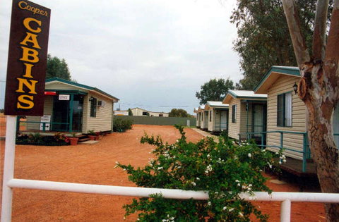 Cooper Cabins - Tourism Hervey Bay 0