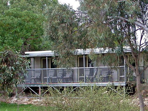 Donald Riverside Motel - Hervey Bay Accommodation 0