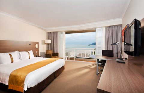 Double Tree - Hervey Bay Accommodation 0