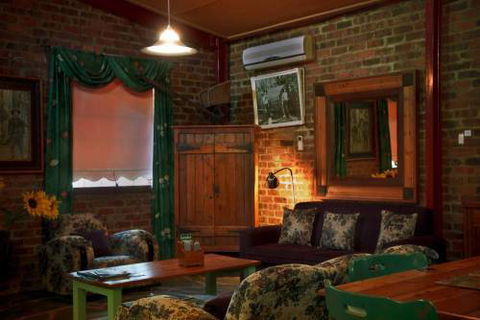 Eagle Foundry Bed & Breakfast - Tourism Hervey Bay 1