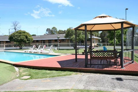 Frankston Motel - Hervey Bay Accommodation 0