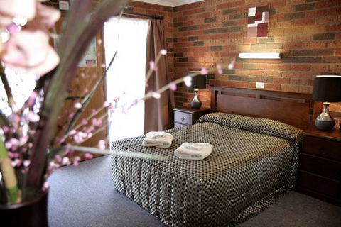 Frankston Motel - Hervey Bay Accommodation 2