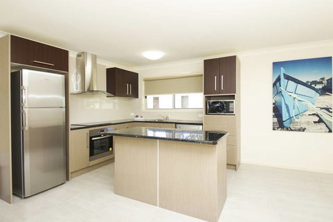 Gateway Lifestyle Lakeside Forster - Hervey Bay Accommodation 9