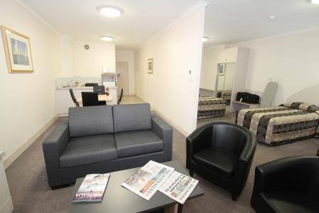Comfort Inn And Suites Goodearth Perth - Hervey Bay Accommodation 3