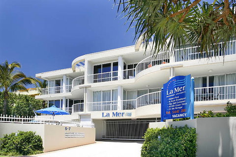 La Mer Sunshine Beachfront Apartments - Hervey Bay Accommodation 1
