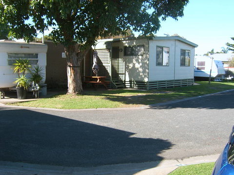 Lakes Haven Caravan Park - Hervey Bay Accommodation 2