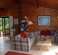 Lavendula Garden Cottage - Hervey Bay Accommodation