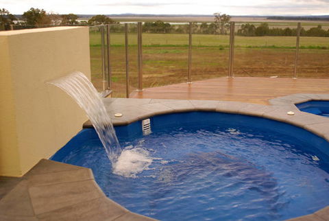 Ledcourt Waters - Hervey Bay Accommodation 2