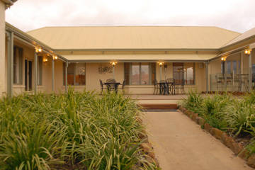 Ledcourt Waters - Hervey Bay Accommodation 5