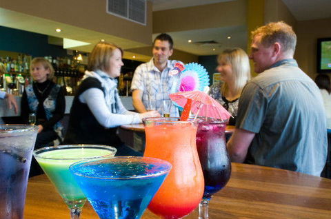Loxton Hotel - Hervey Bay Accommodation 0