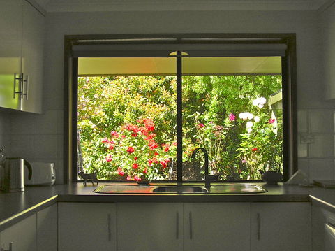 Myamba House Kyneton - Hervey Bay Accommodation 0