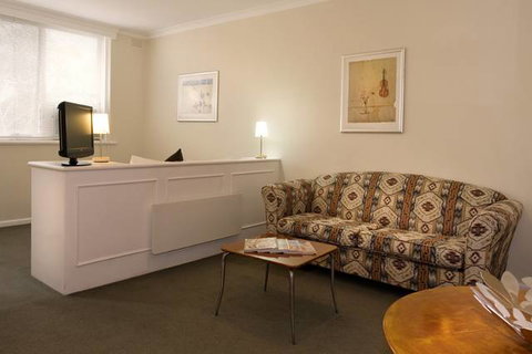 North Melbourne Serviced Apartments - Hervey Bay Accommodation 3