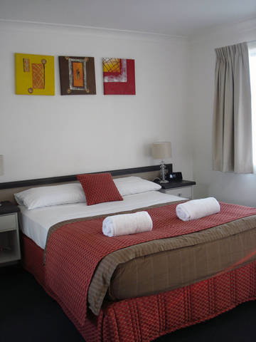 Oakey Motor Inn - Hervey Bay Accommodation 1
