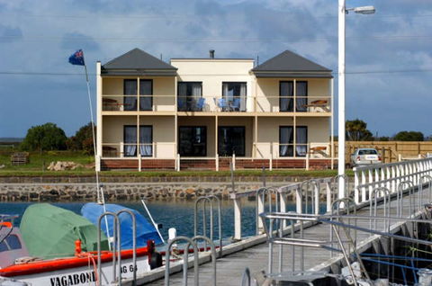 Port Albert Bed & Breakfast - Tourism Hervey Bay 0