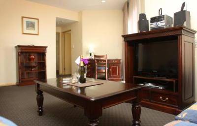 Quality Suites Boulevard On Beaumont Hotel - Hervey Bay Accommodation 3
