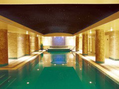 Radisson Hotel & Suites Sydney - Hervey Bay Accommodation 2