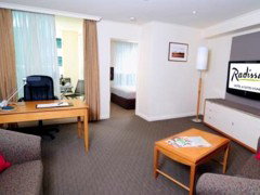 Radisson Hotel & Suites Sydney - Hervey Bay Accommodation 3