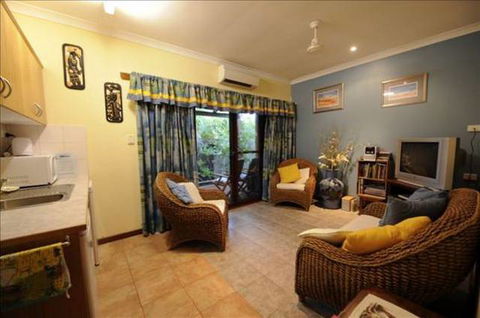 Reflections B&B - Hervey Bay Accommodation 1