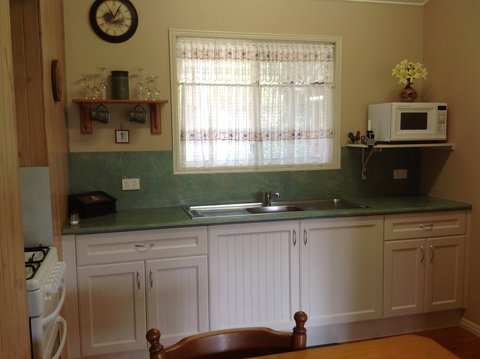 Maleny Country Cottages - Hervey Bay Accommodation 2